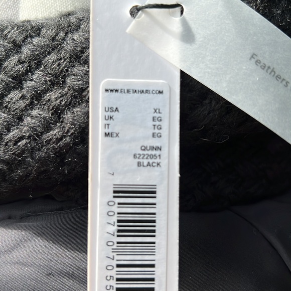 Beautiful New with tags Tahari black coat - Picture 11 of 11